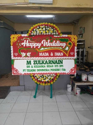Papan Bunga di Sucenjurutengah Bayan